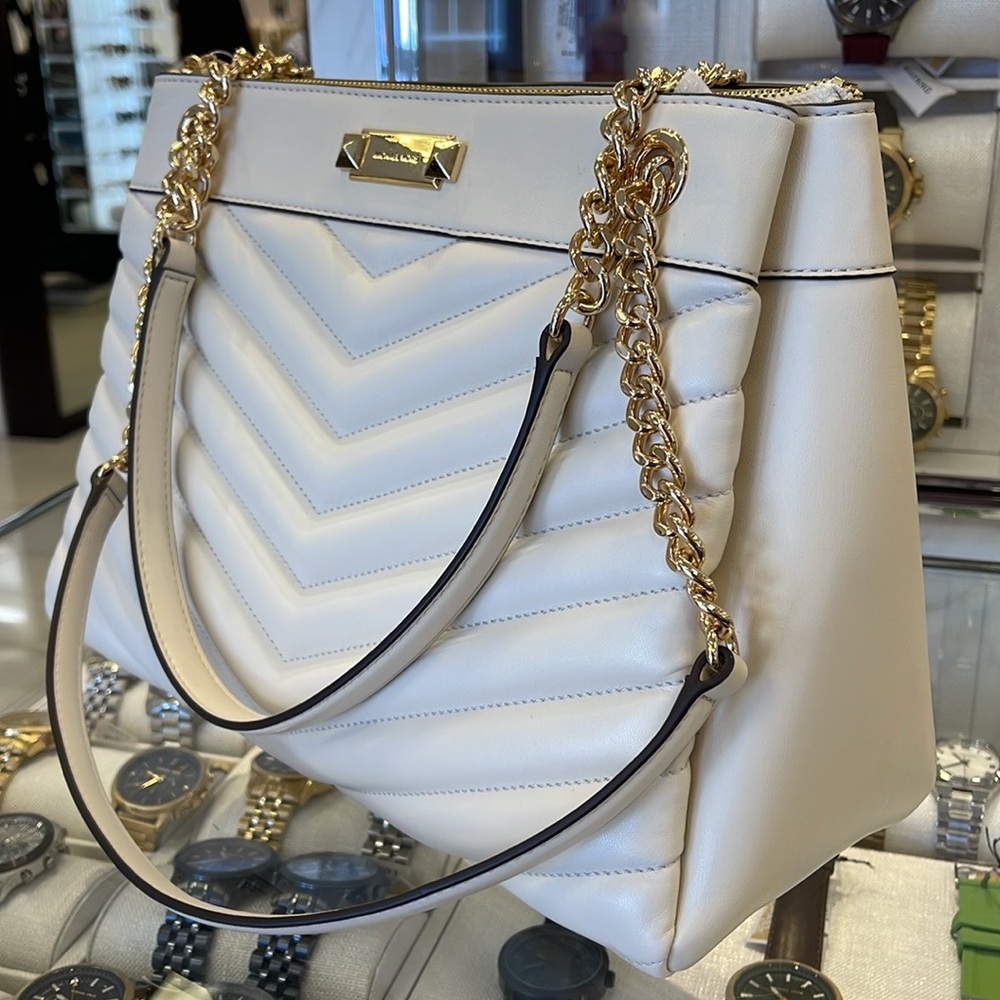 Michael Kors Whitney Medium Quilted Tote Shoulder Bag 
Light Cream 
NWT - Picture 12 of 16